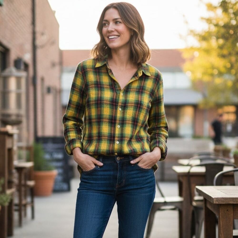 CP Shades Women's Button up Flannel Shirt Yellow Green Plaid Cotton Size Medium